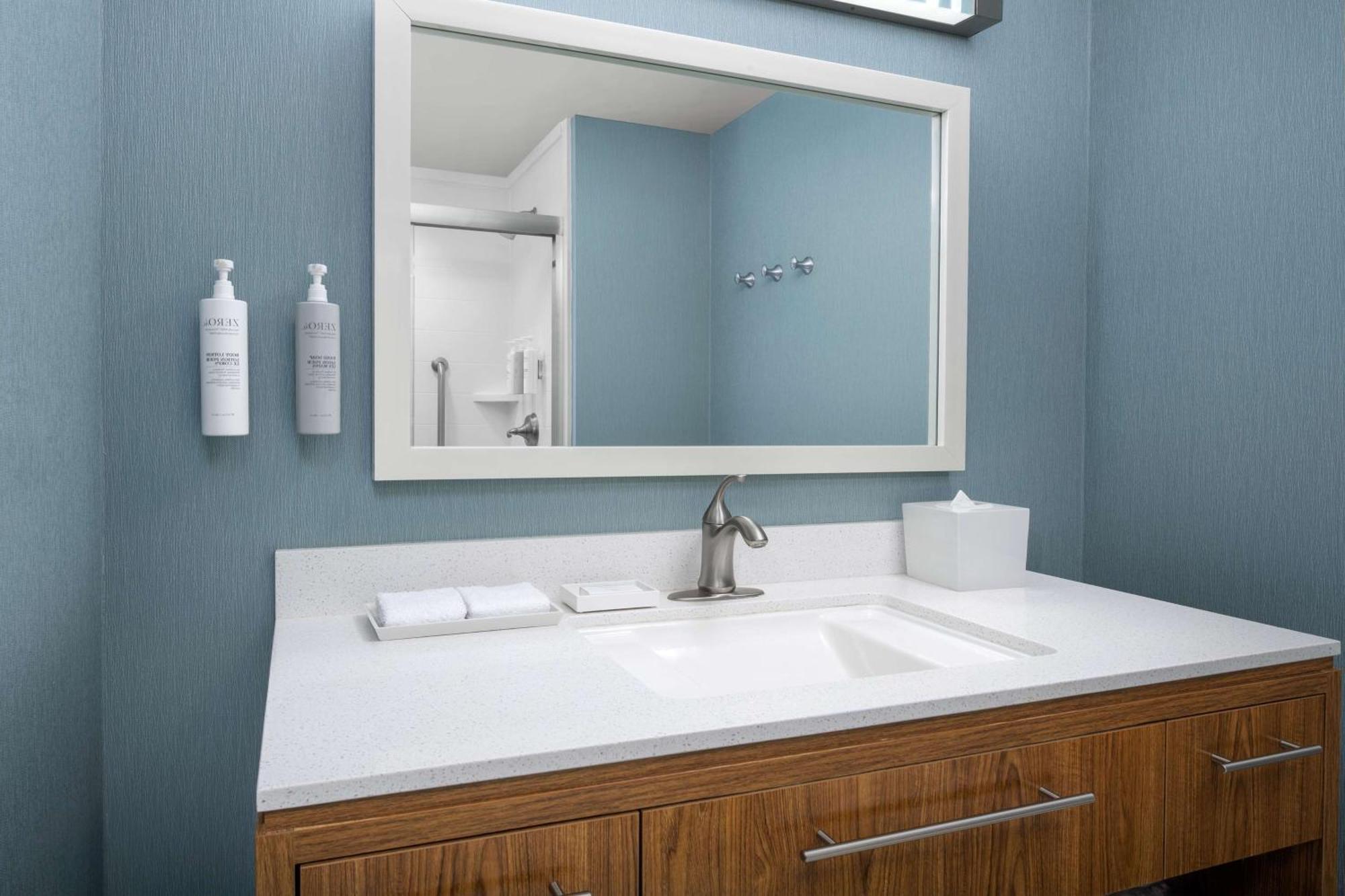 Home2 Suites By Hilton Tallahassee State Capitol מראה חיצוני תמונה