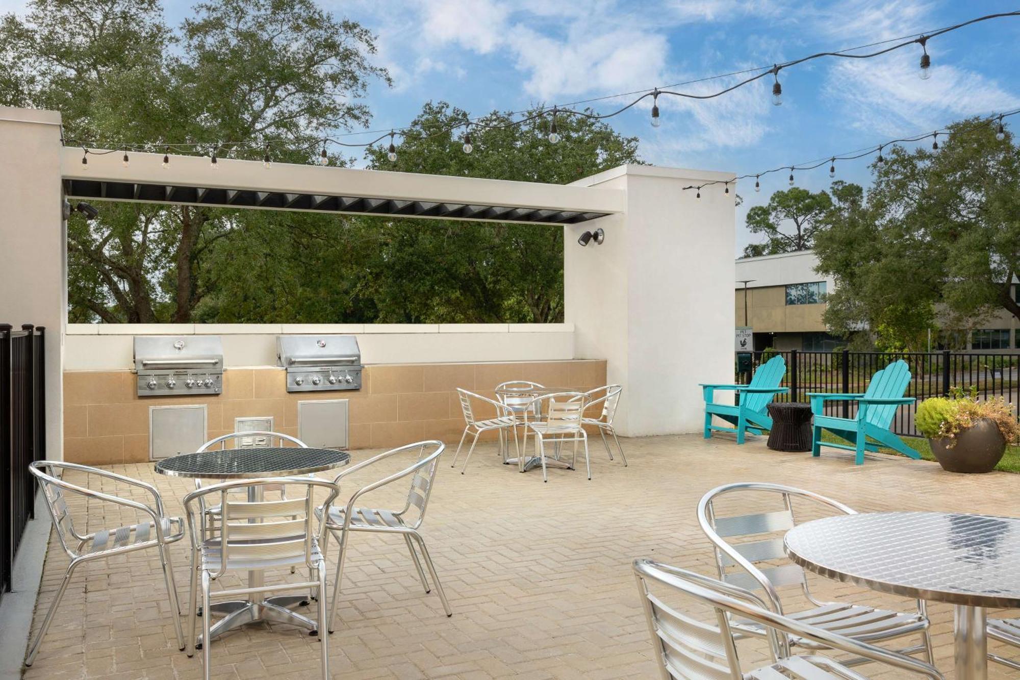 Home2 Suites By Hilton Tallahassee State Capitol מראה חיצוני תמונה