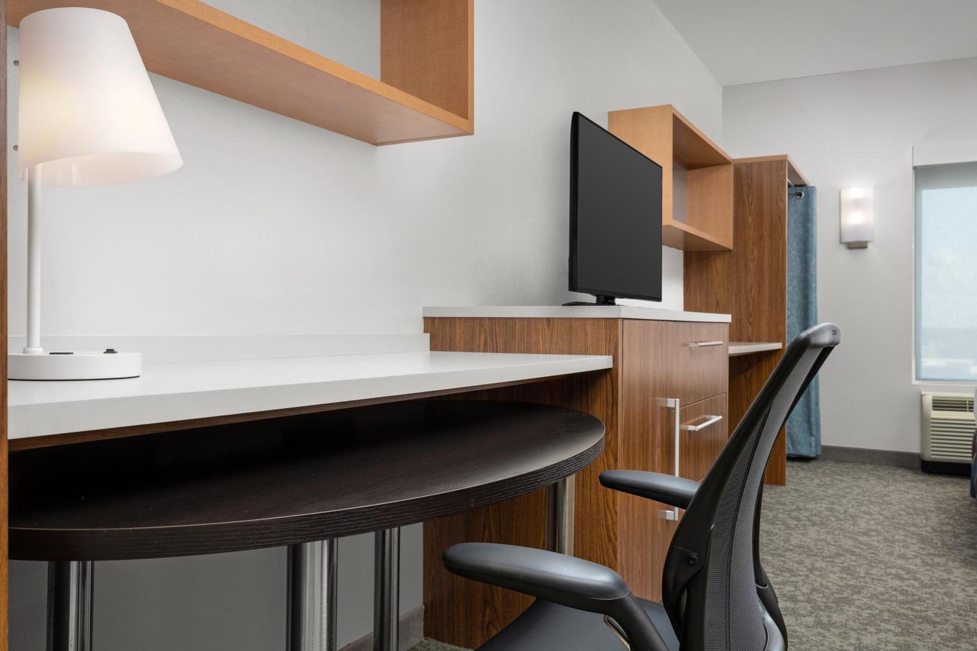 Home2 Suites By Hilton Tallahassee State Capitol מראה חיצוני תמונה